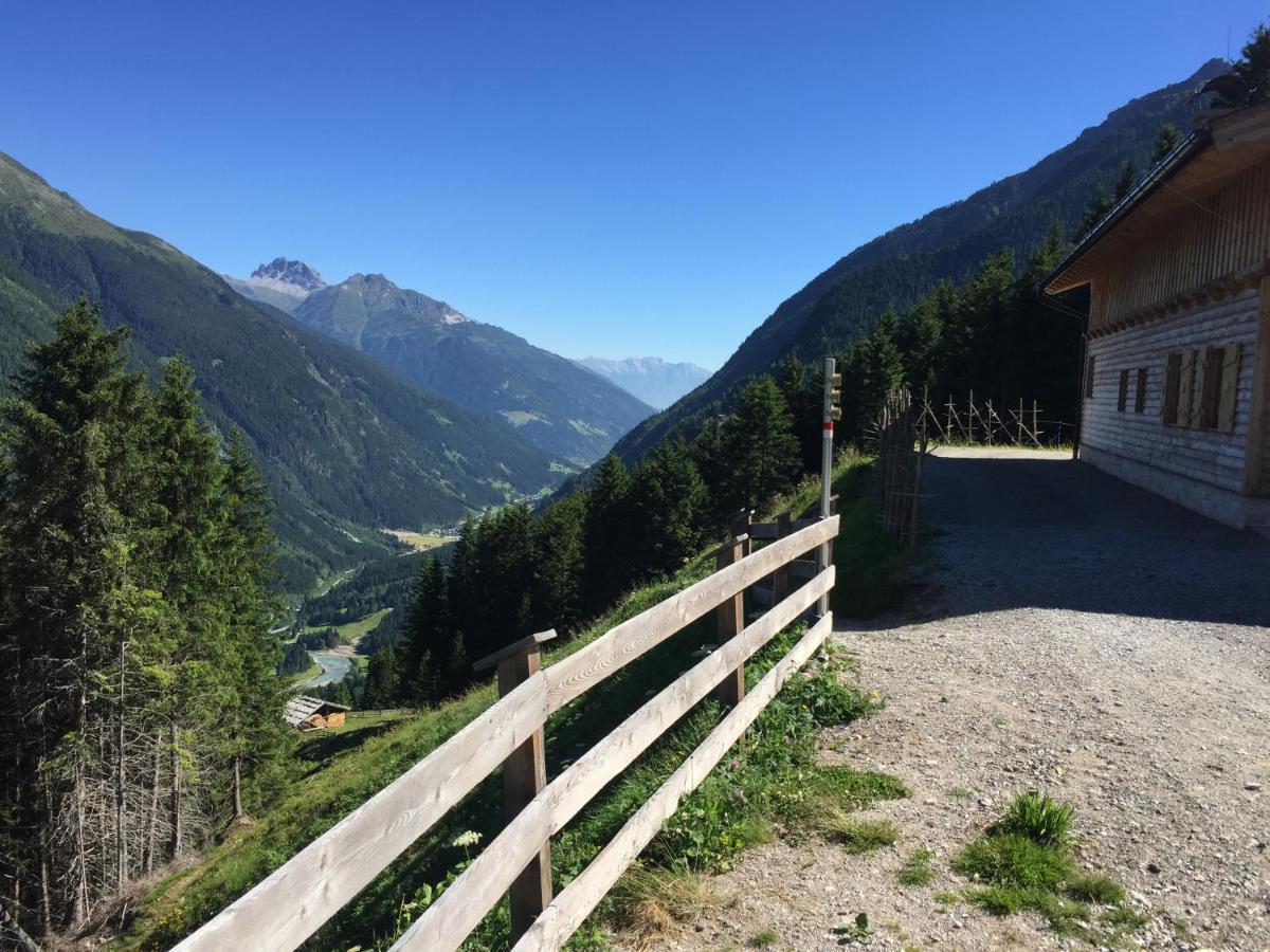 Apartment Jasmin Neustift im Stubaital Bagian luar foto