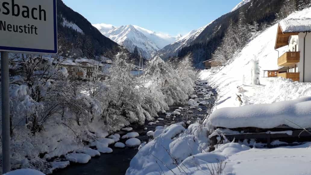 Apartment Jasmin Neustift im Stubaital Bagian luar foto